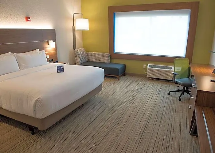 Express & - Orland Park By Ihg Hotel 3*