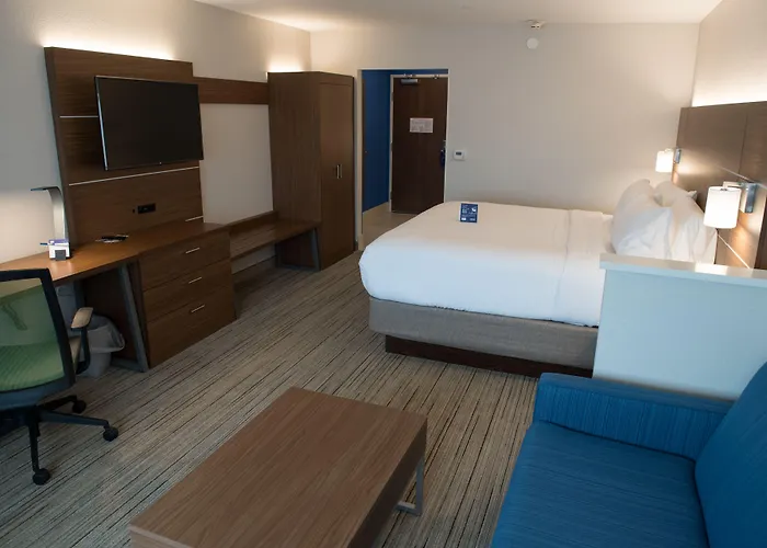 Express & - Orland Park By Ihg