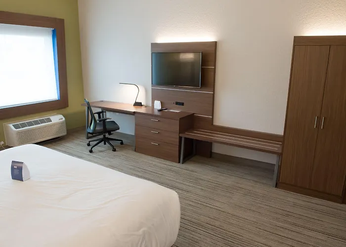 Express & - Orland Park By Ihg Отель Mokena